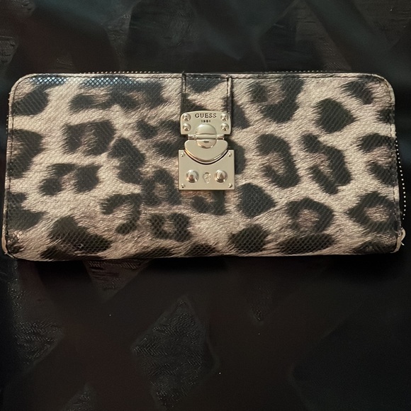 Guess Cheetah Wallet - Picture 2 of 4